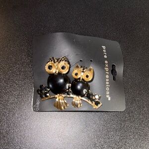 Expressions Gold and Black Owl Brooch